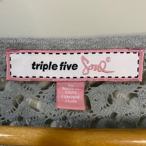 Triple Five Soul Crochet Back Long Sleeve Gray Sweatshirt Top Women's Size 2X - Picture 2 of 9